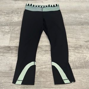 Lululemon Run Inspire Crop‎ II Luxtreme Black Mint Size 4